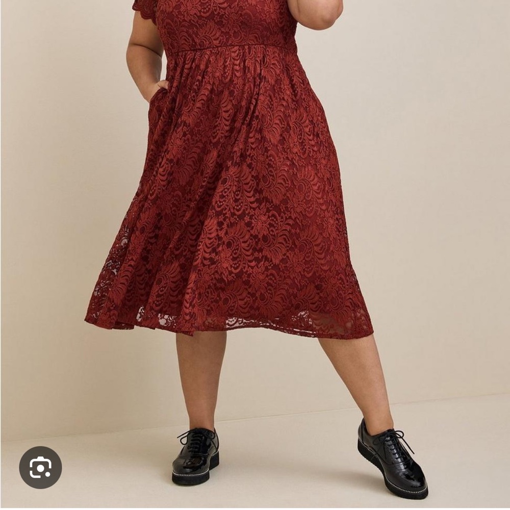 Torrid size 3 burgundy lace dress with pockets elegant and versatile